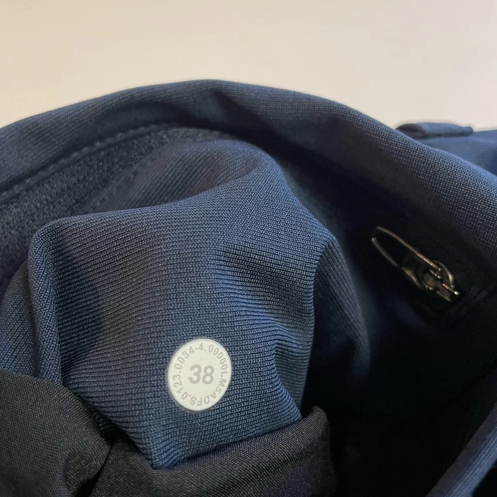 Lululemon Men's ABC Pant Classic Size 38 - Picture 6 of 7